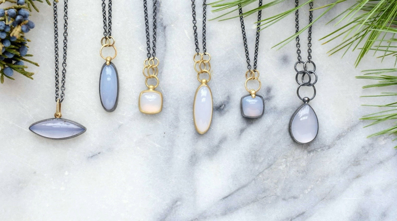 Luminescent Chalcedony