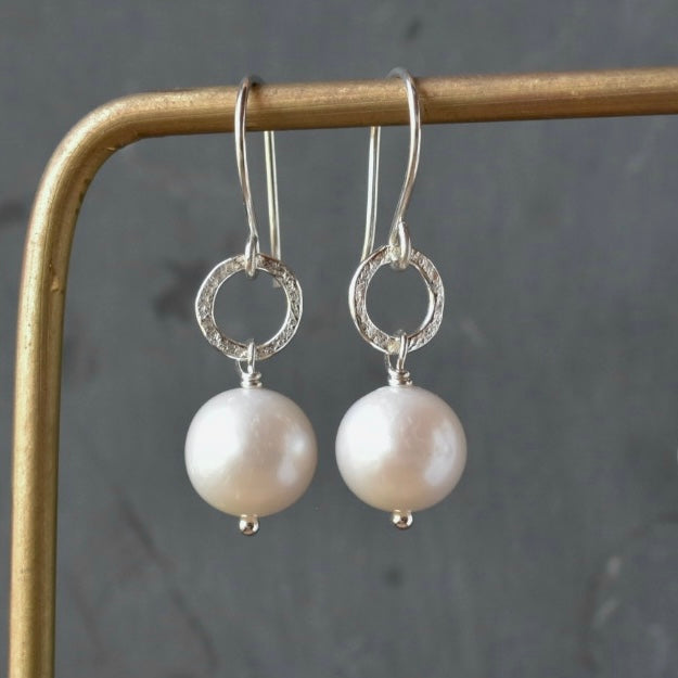 Pearl Earrings with Hammered Circle