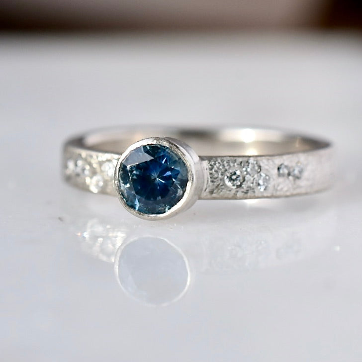 Montana Sapphire Ring in Platinum