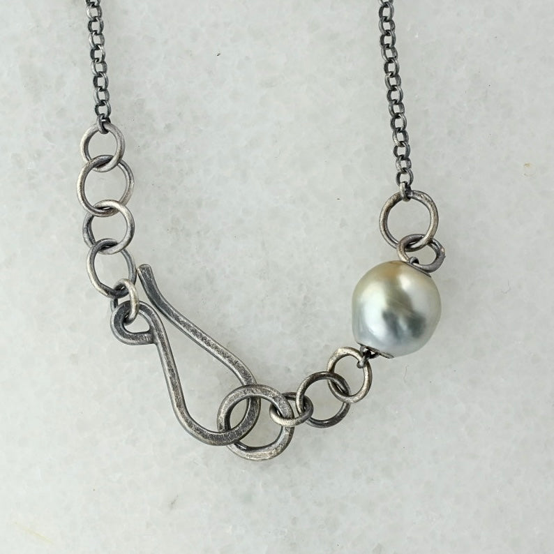 Fog Grey Tahitian Pearl Necklace