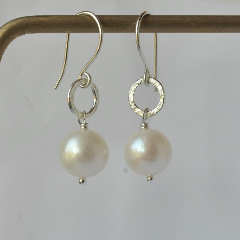 Pearl Earrings with Hammered Circle