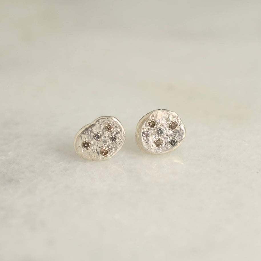 Beach Stone Stud Earrings | Silver