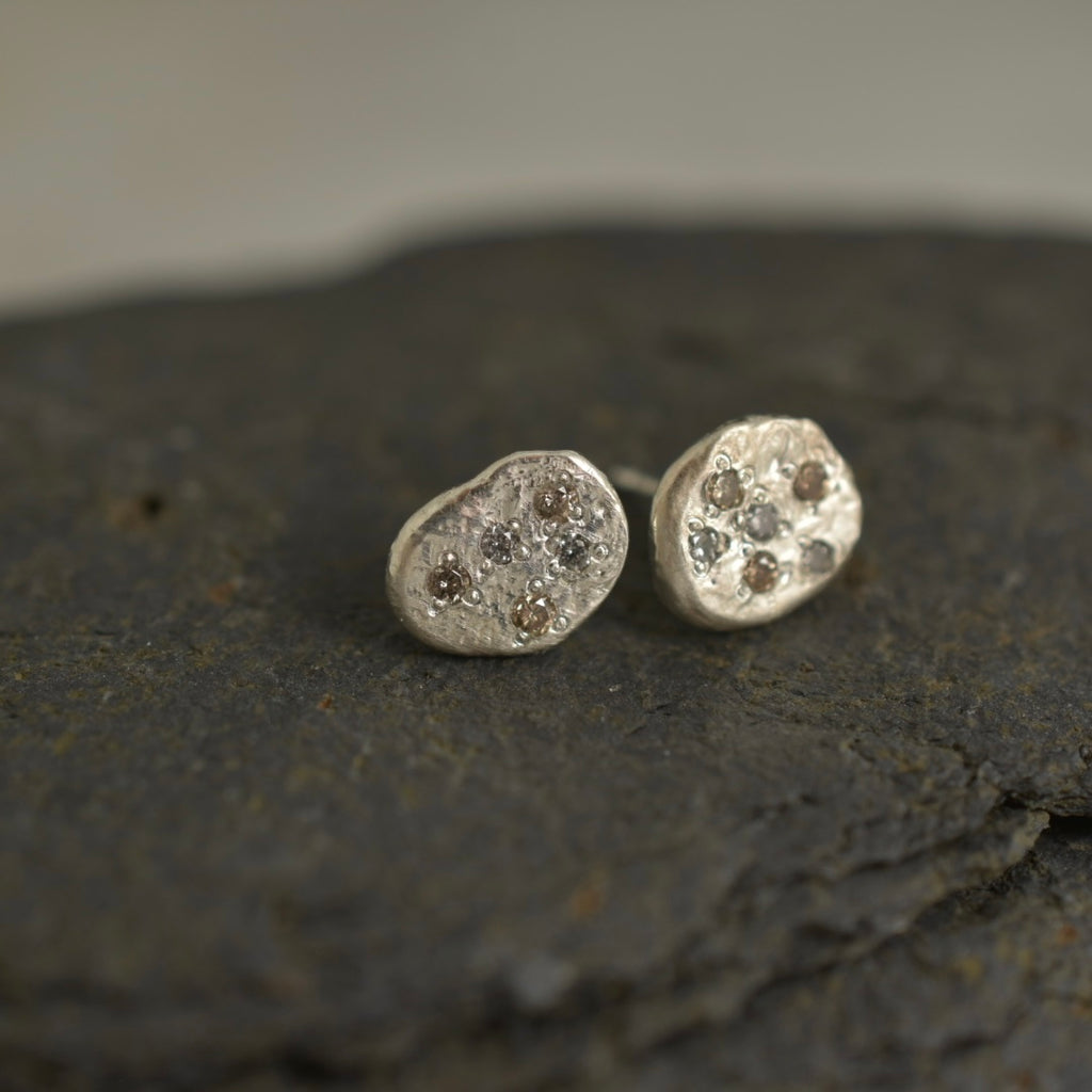 Beach Stone Stud Earrings | Silver