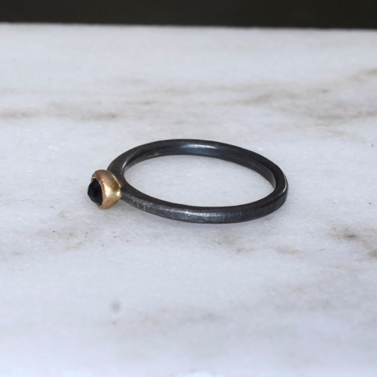 Deep Blue Sapphire Pebble Ring